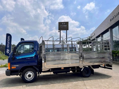 xe tải Hyundai N250SL E5 Thùng Bạt